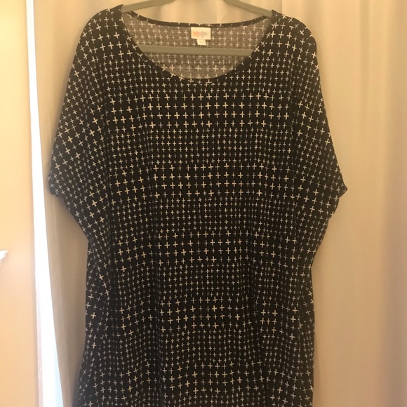 Black and White Cross Lularoe Irma Top - Picture 1 of 3